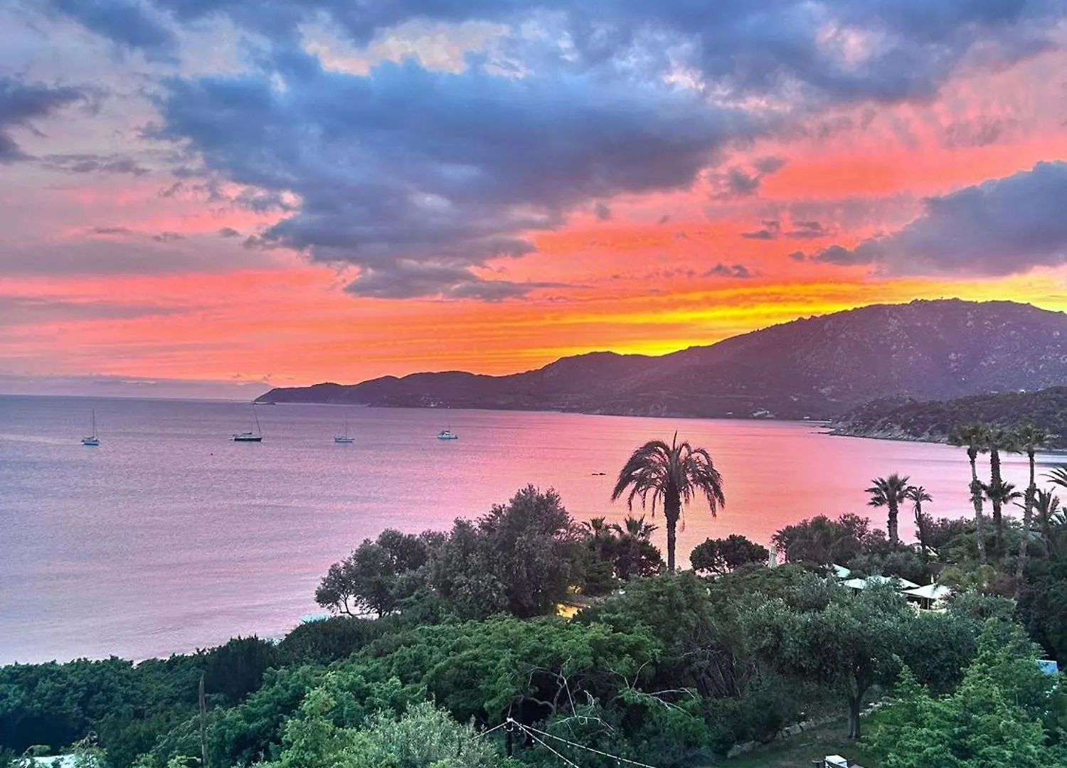 Villa Tre Mari Villasimius Hotel